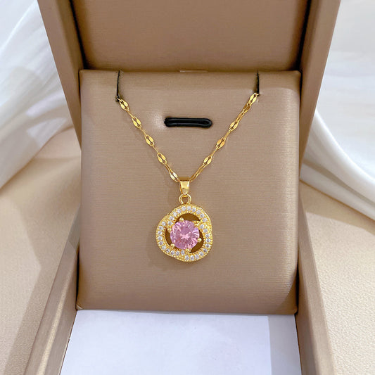 Collana con pendente a tre anelli floreale minimalista da donna in acciaio al titanio con finitura placcata e motivo lunare