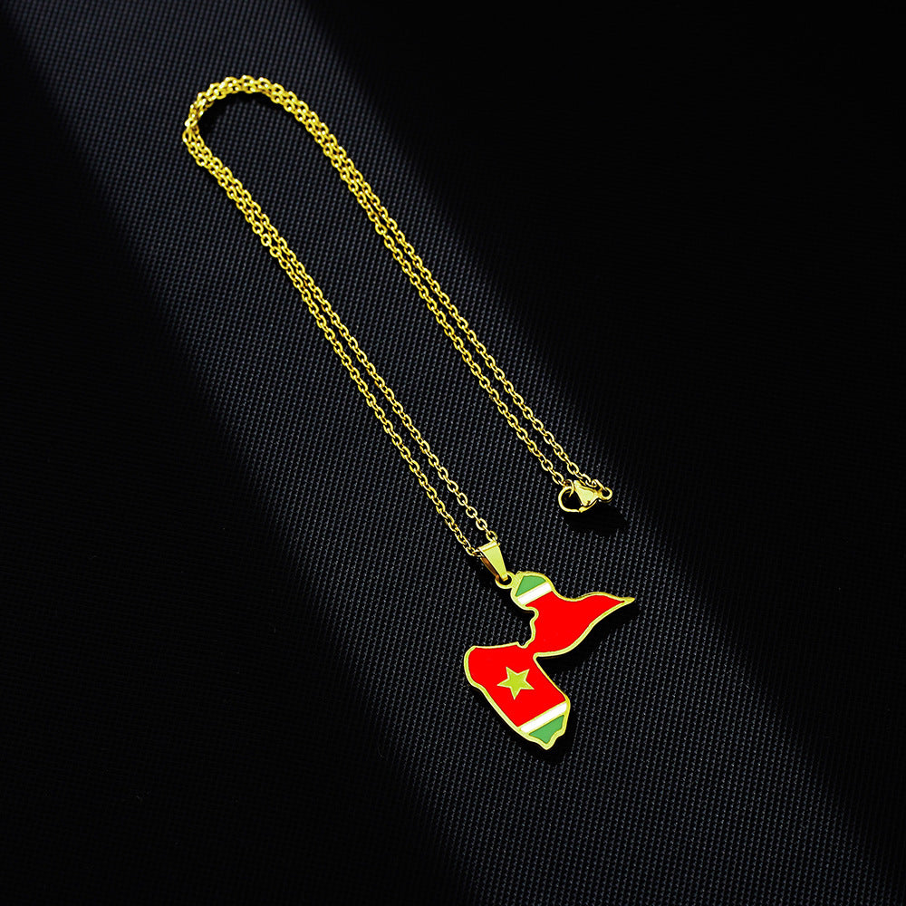 Collana Etnica Vintage con Pendente Geometrico in Acciaio Inossidabile con Ciondolo in Acciaio al Titanio e Finitura Placcata