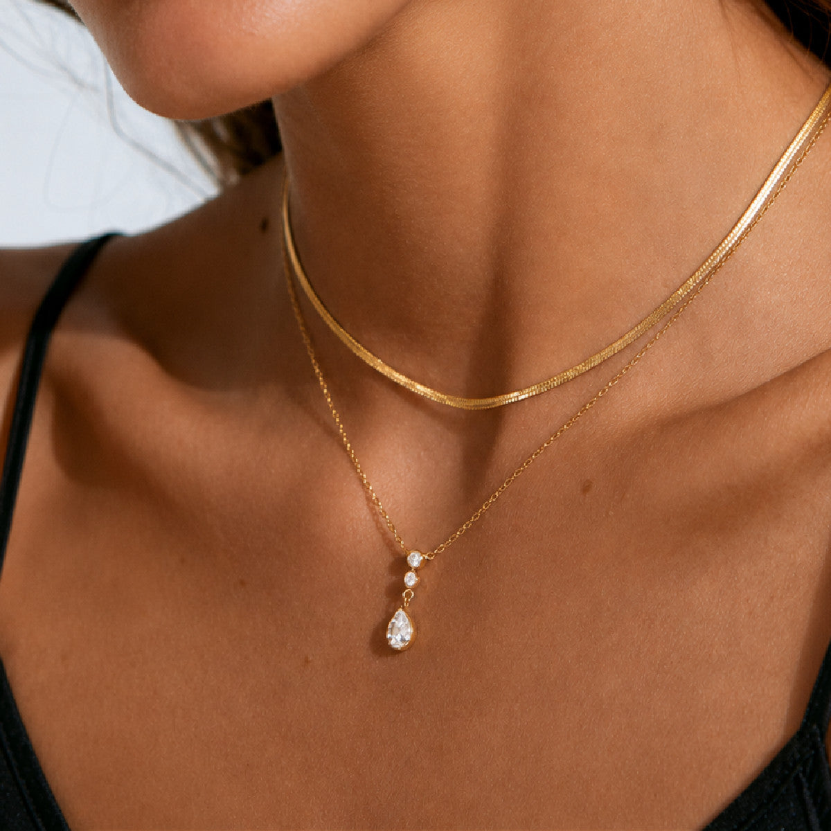 Elegant 18K Gold Plated Stainless Steel Teardrop Cubic Zirconia Pendant Necklace Snake Chain