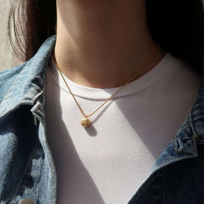 Minimalist Chinese Style Double-Sided Fu Character Pendant Necklace in Titanium Steel with Plated Finish for Women and Men