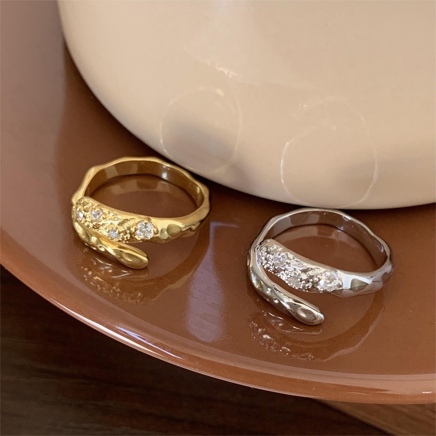 Anello a cuore irregolare minimalista da donna in argento sterling 925 con intarsio di diamanti