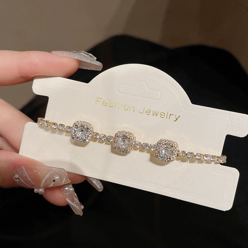 Luxury Elegant Geometric Alloy Plated Bracelet with Cubic Zirconia for Women