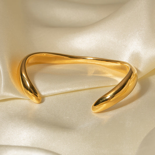 Pulsera de puño abierto con ondas geométricas estilo Ins, de acero inoxidable chapado en oro de 18 quilates con incrustaciones de perlas para mujer