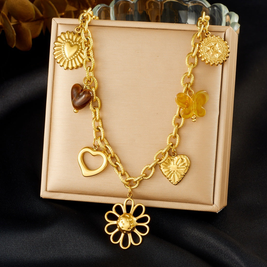 Vintage Gold Plated Hollow Sunflower Heart Compass Pendant Stainless Steel Necklace for Women