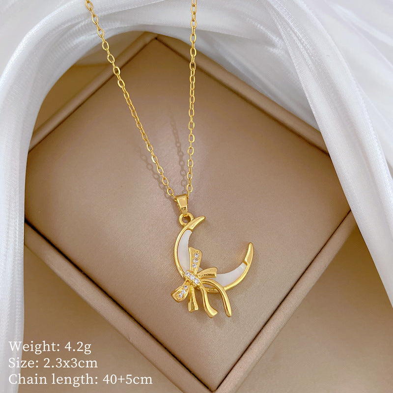 Collana in Stile Cartone Animato con Cuore in Acciaio al Titanio con Pendente in Rame e Intarsio di Strass per Donne e Uomini