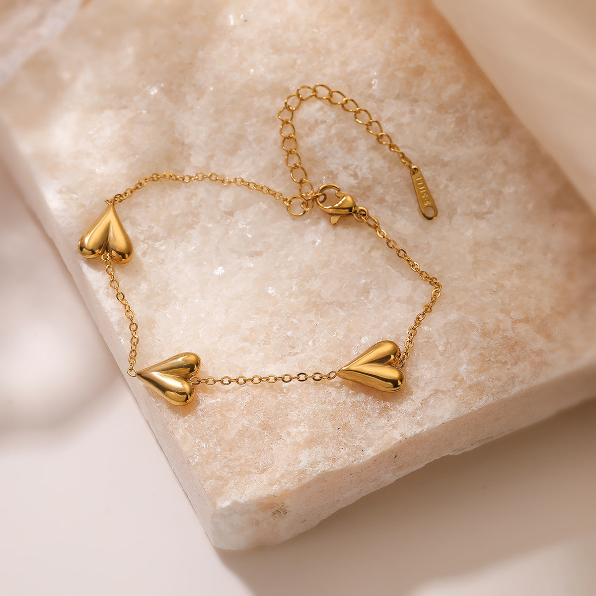 Elegant Gold Plated Heart Pendant Necklace for Women Stainless Steel