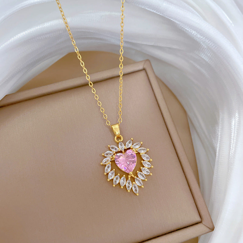 Elegante Collar de Acero de Titanio con Corazón y Circonitas para Mujer con Delicada Cadena a la Clavícula