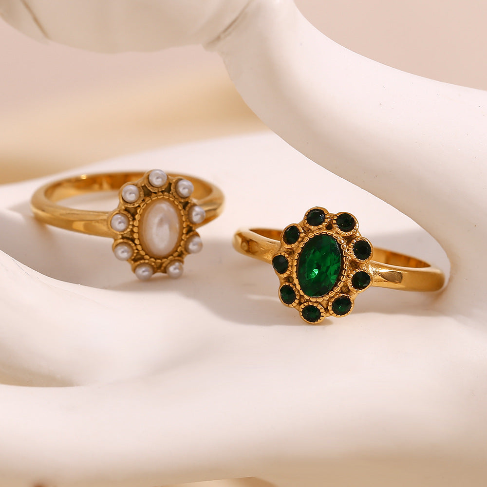 Fashionable Vintage-Inspired Geometric Stainless Steel Ring with 18K Gold Plating and Full Rhinestone Accents for Women