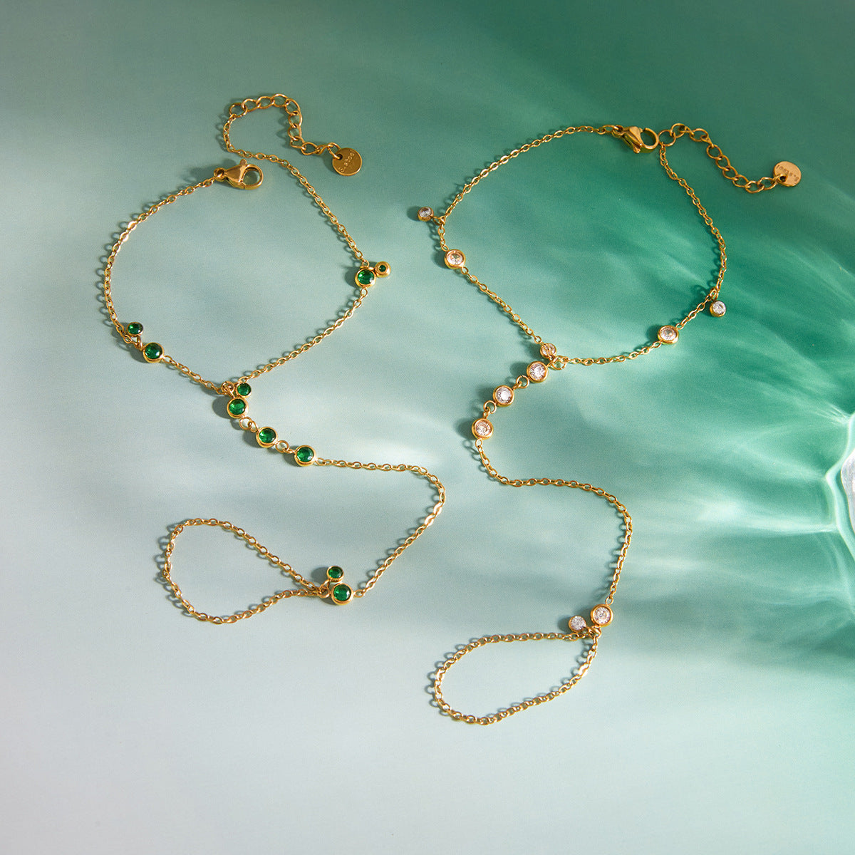Minimalist Geometric Round Green Rhinestone Plated Stainless Steel Linked Ring Bracelet for Women