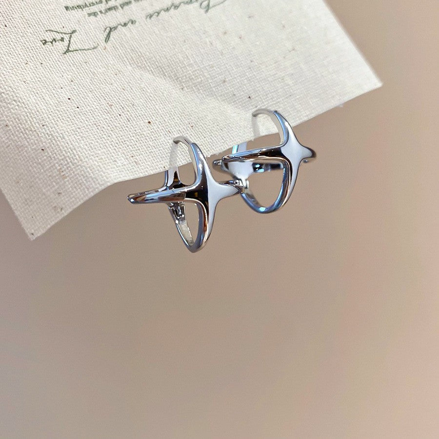 Aretes Geométricos Minimalistas de Cobre con Acabado Chapado para Mujer Pendientes Modernos y Versátiles