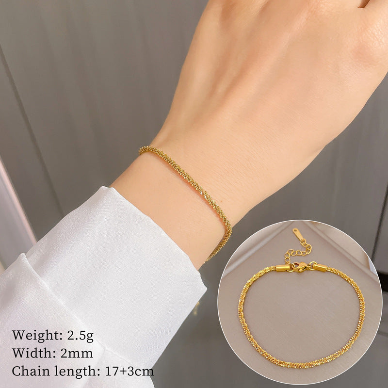 Minimalist Titanium Steel Chain Bracelet for Women with Zodiac Charm, Gold-Plated Finish, Water Wave and Four-Leaf Clover Pattern, Ideal for Birthday Gift or Travel Souvenir