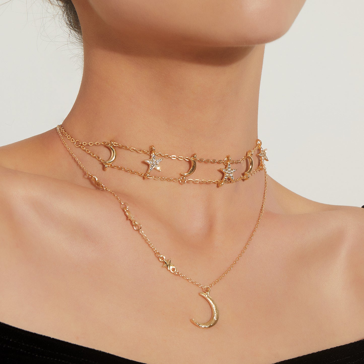 Casual Alloy Star Moon Pendant Necklace with Singapore Chain
