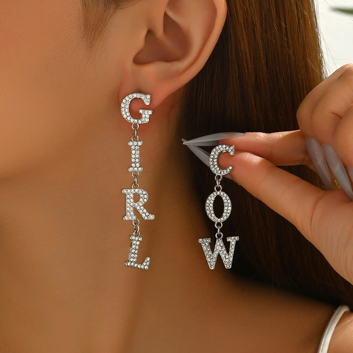 Luxury-Style Letter-Shaped Zinc Alloy Stud Earrings with Rhinestone Inlay for Women