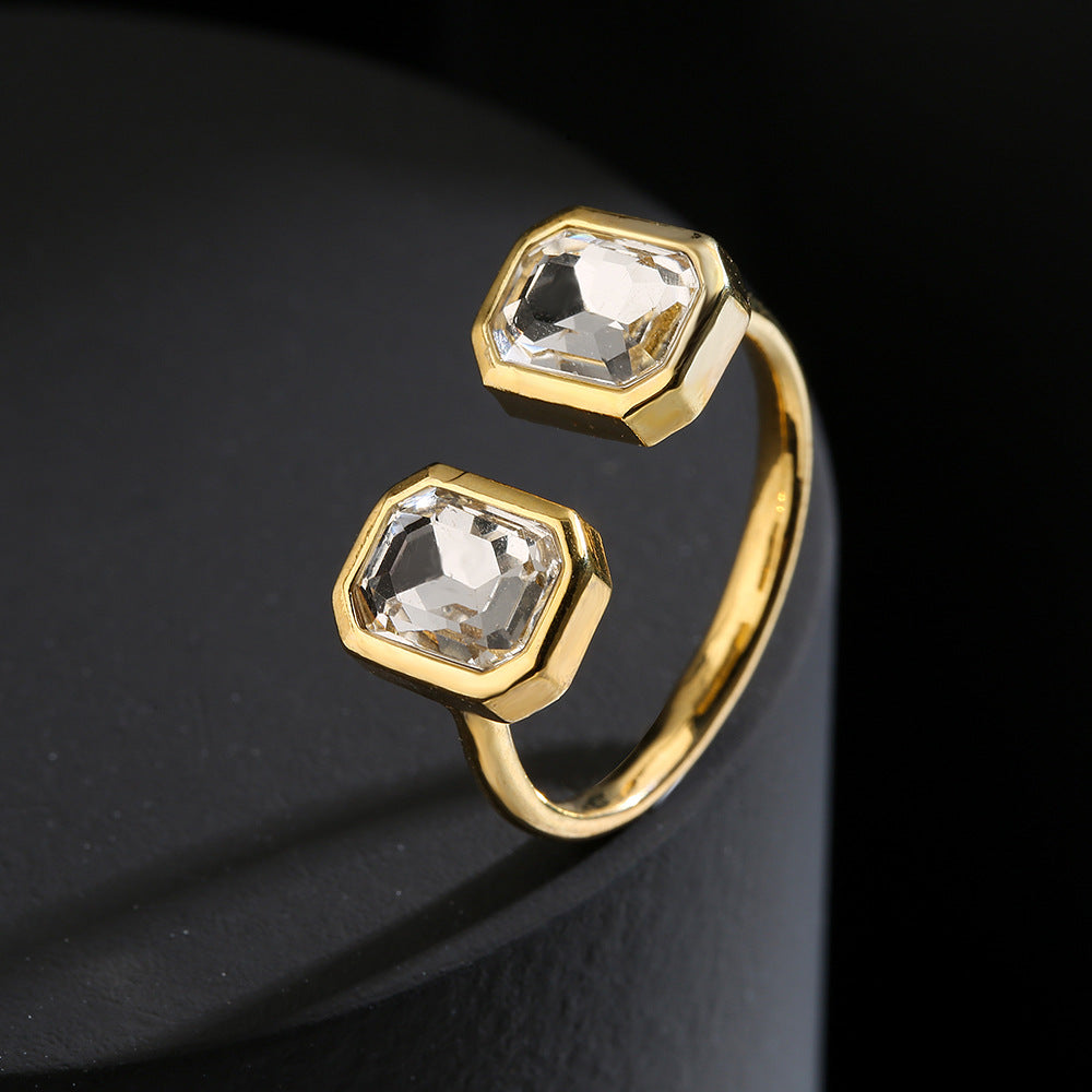 Minimalist Geometric Copper Ring with 18K Gold Plating and Micro-Paved Zirconia for Women