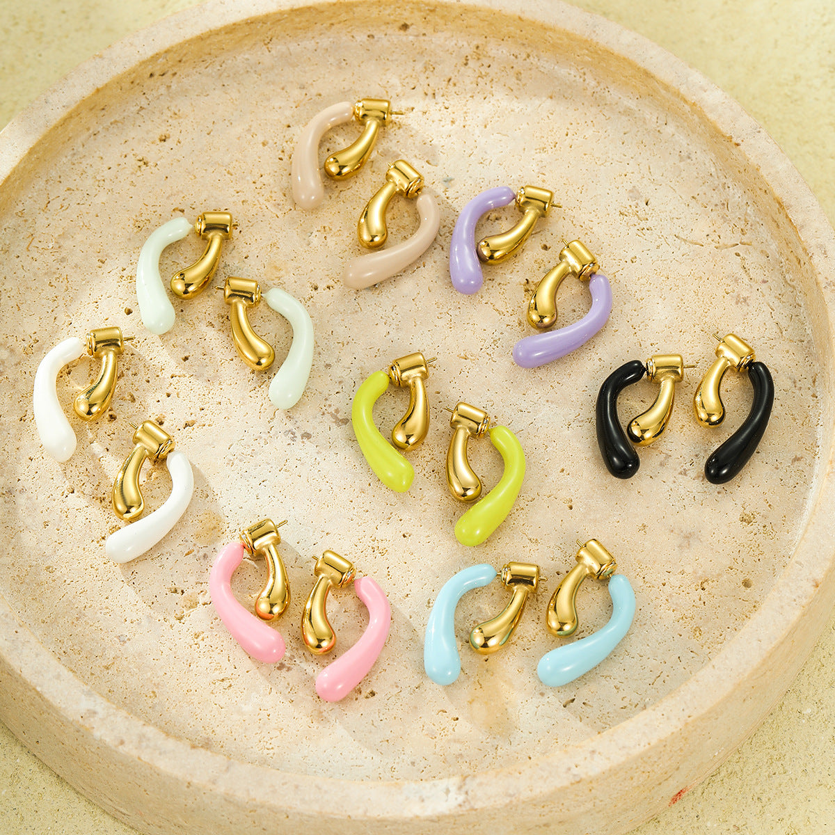 Pendientes de lágrima de esmalte estilo dulce en acero inoxidable con forma geométrica y diseño irregular para mujer