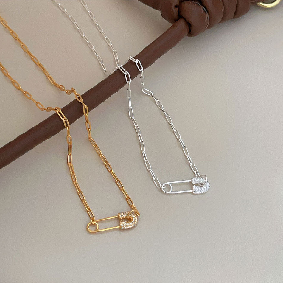 Collana da donna a spilla da balia geometrica placcata oro in argento sterling 925, stile minimalista