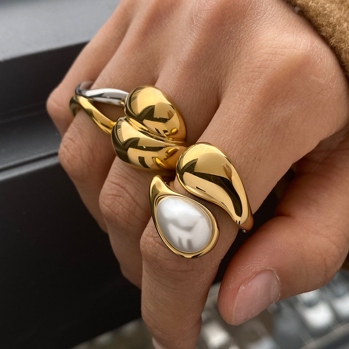 Geometric Stainless Steel Plated Ring with Pearl Inlay for Women