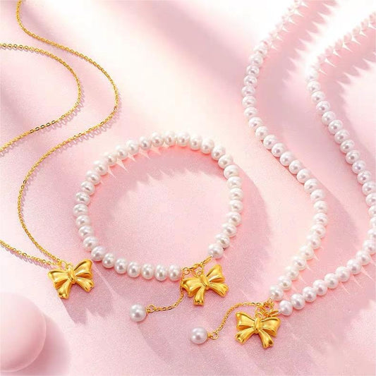 Collar con colgante de lazo de mariposa para mujer con detalles de perlas de imitación, colgante de cobre, acabado chapado, delicada cadena para la clavícula, diseño original minimalista