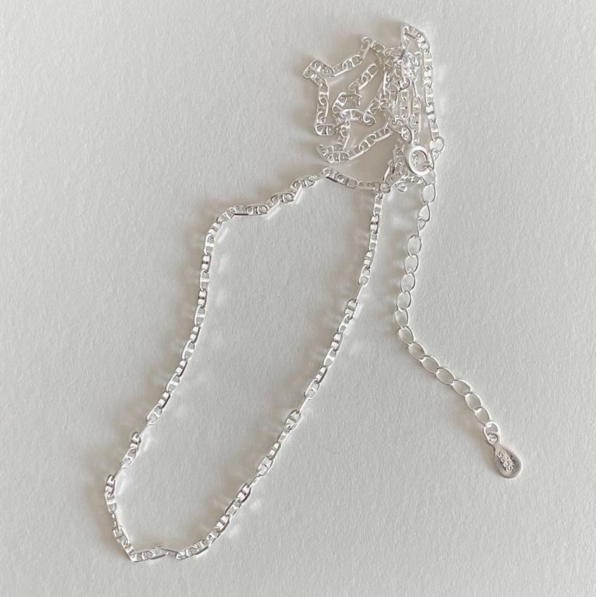 Collana con ciondolo geometrico minimalista da donna in argento sterling 925 con accento di perla
