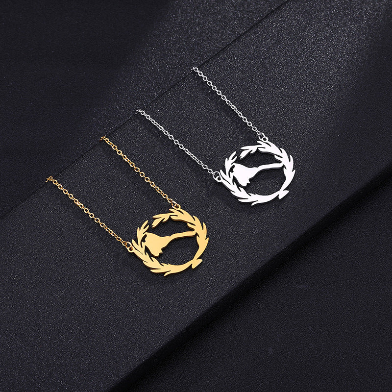 Collana con ciondolo etnico geometrico in acciaio inossidabile con finitura placcata da donna, gioielli per clavicola con catena a O