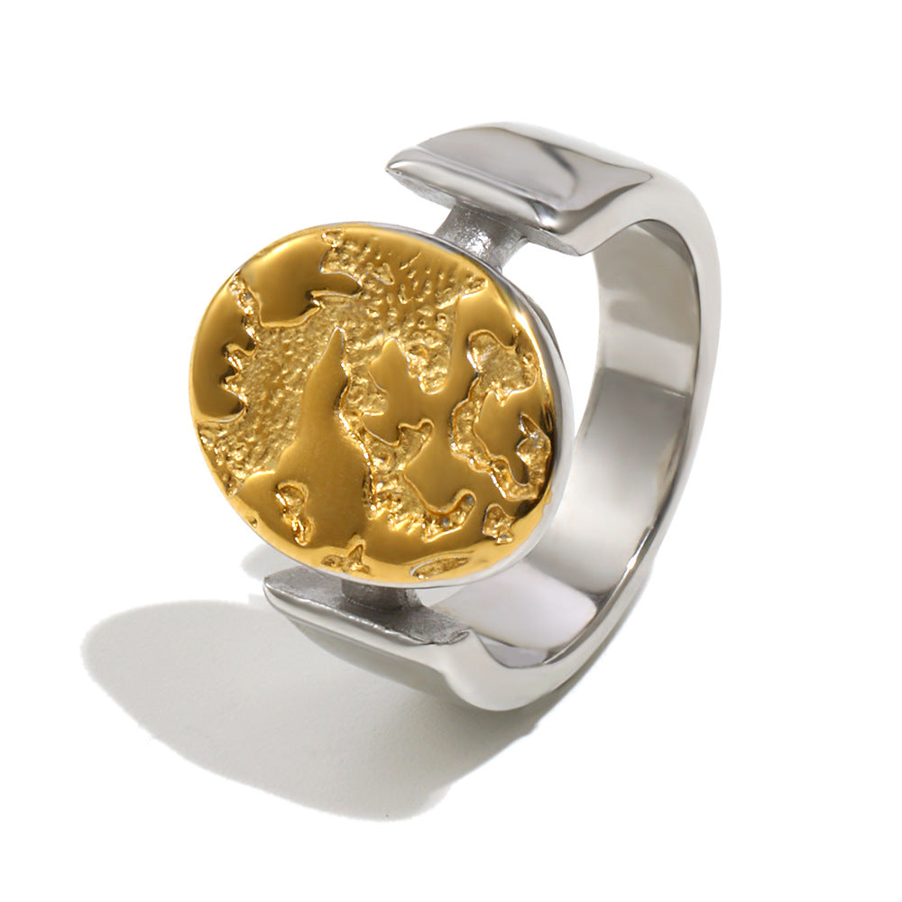 Anello Minimalista Geometrico in Acciaio Inossidabile con Placcatura in Oro 18K e Design a Rilievo Nebuloso