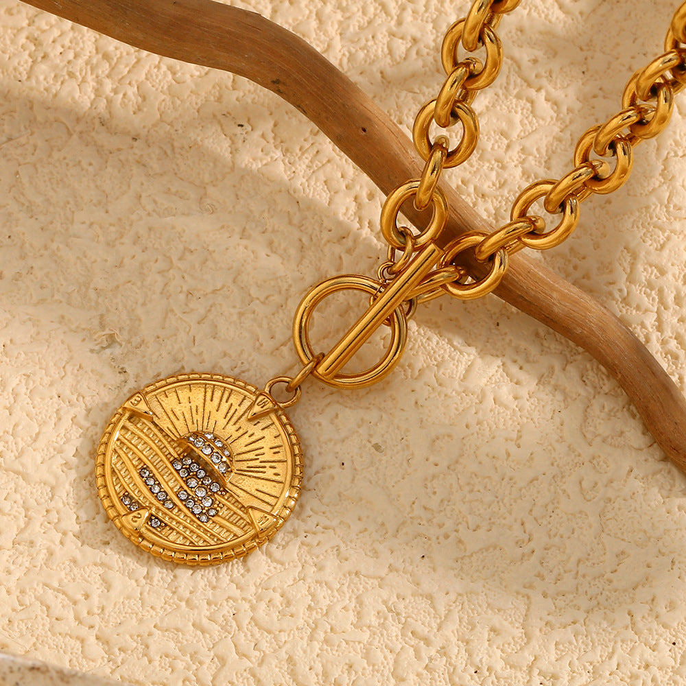 Vintage Fashion Geometric Stainless Steel Plated 18K Gold Round Pendant Necklace for Women with OT Clasp