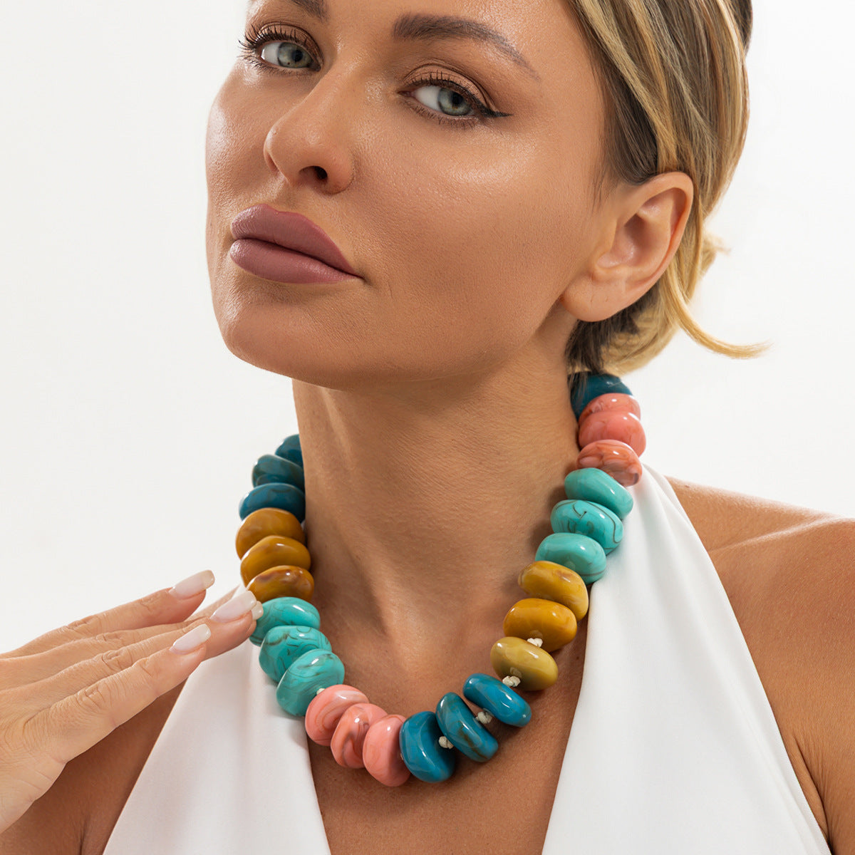 Creative Gradient Resin Geometric Beaded Necklace for Women