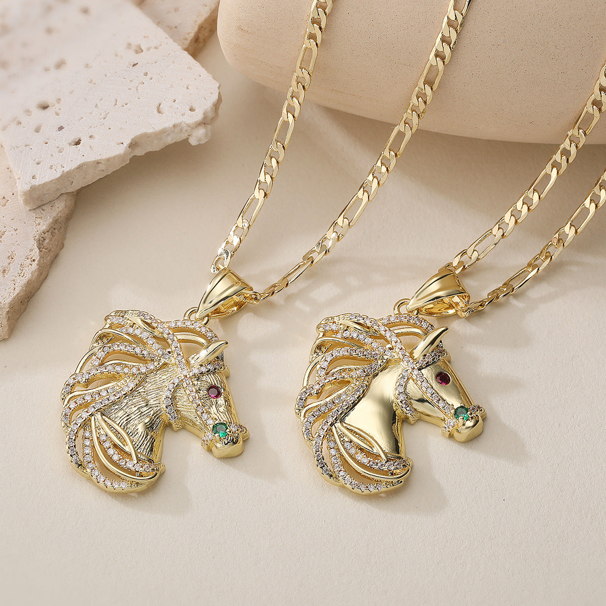 Minimalist Hip-hop 18K Gold Plated Brass Cubic Zirconia Horse Pendant Necklace for Women
