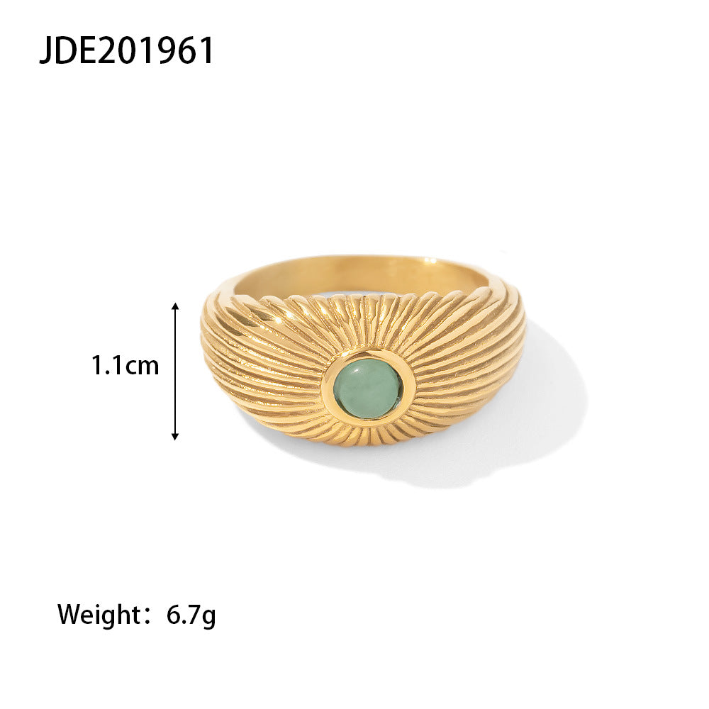 Anillo con diseño de sol geométrico estilo punk para mujer, fabricado en acero inoxidable con baño de oro de 18 quilates e incrustaciones de piedra verde natural