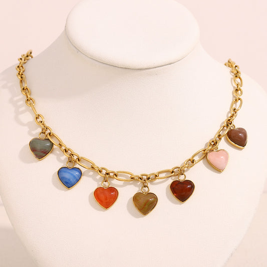 Collar con colgante de corazón irregular estilo francés vintage de acero inoxidable con baño de oro de 18 quilates para mujer