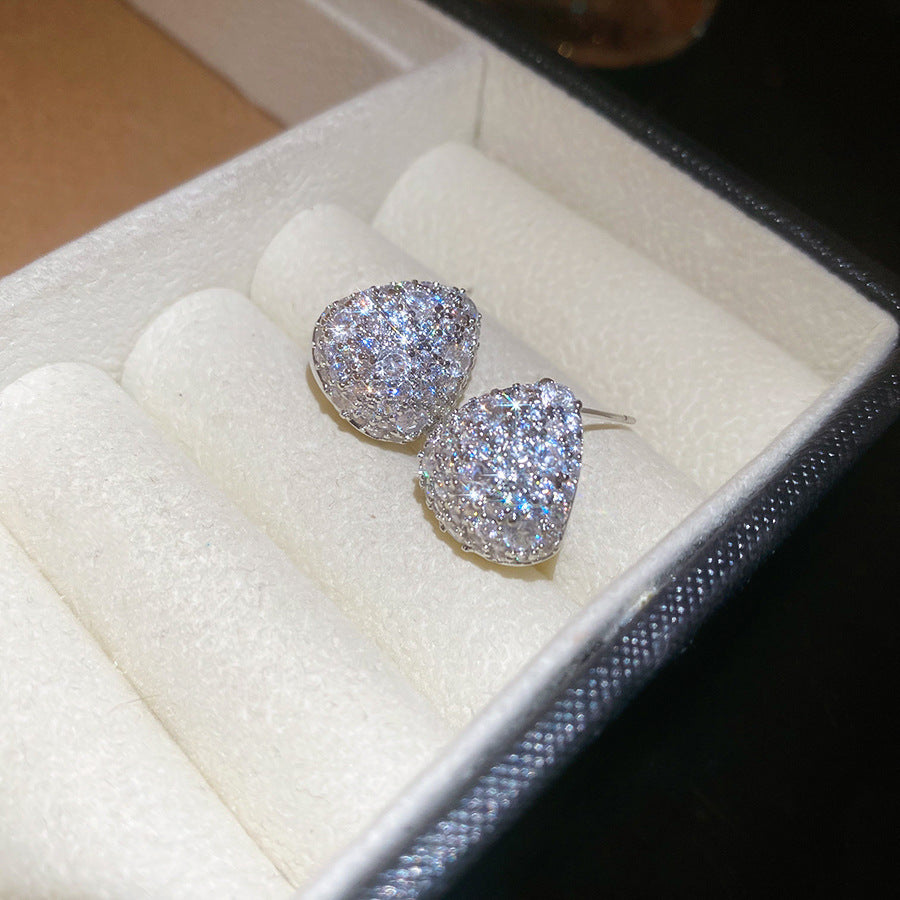 Orecchini floreali minimalisti con perle, perno in argento sterling 925 e strass, da donna