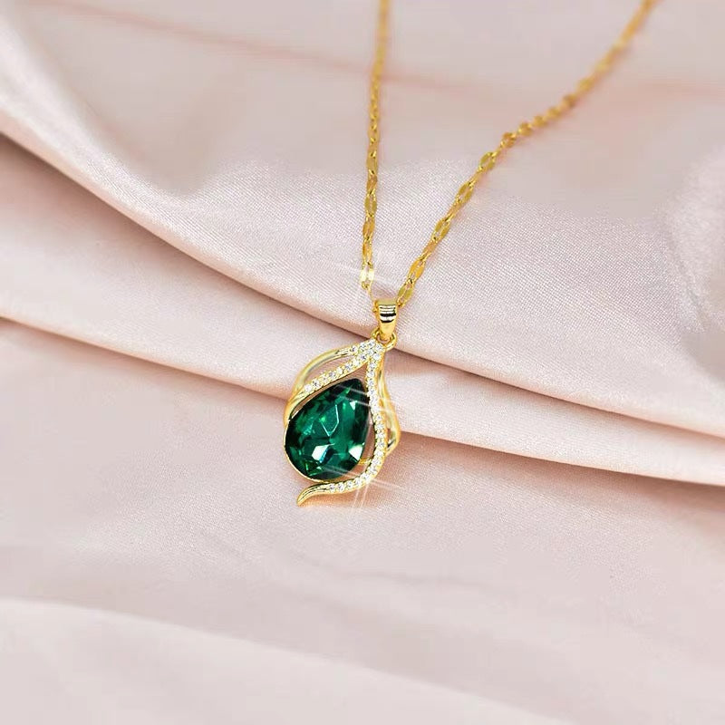 Collana con Ciondolo a Goccia in Cristallo Verde Smeraldo Vintage in Acciaio al Titanio con Finitura Placcata per Donna, Catena Clavicola Minimalista