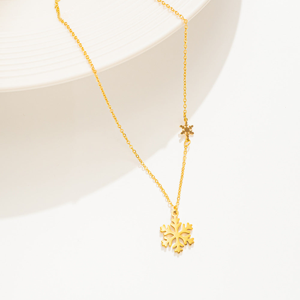 Collana con ciondolo a fiocco di neve minimalista in acciaio al titanio placcato oro 18K da donna, catena con medaglione dal design geometrico