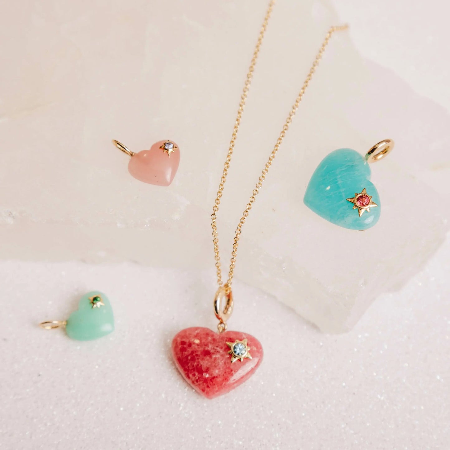 Minimalist Colorful Heart and Sun Geometric Rhinestone Inlaid Stainless Steel Necklace Charm Bar