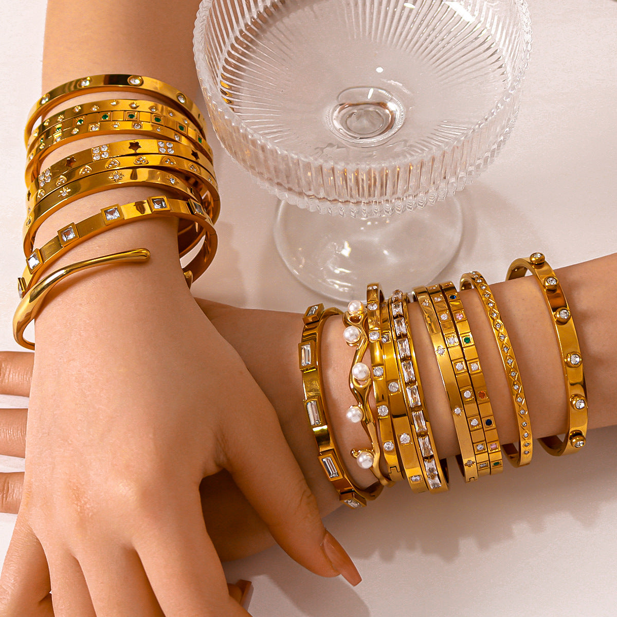 Vintage Ins Style 18K Gold Plated Stainless Steel Bracelet with Zircon Stars and Hearts for Women