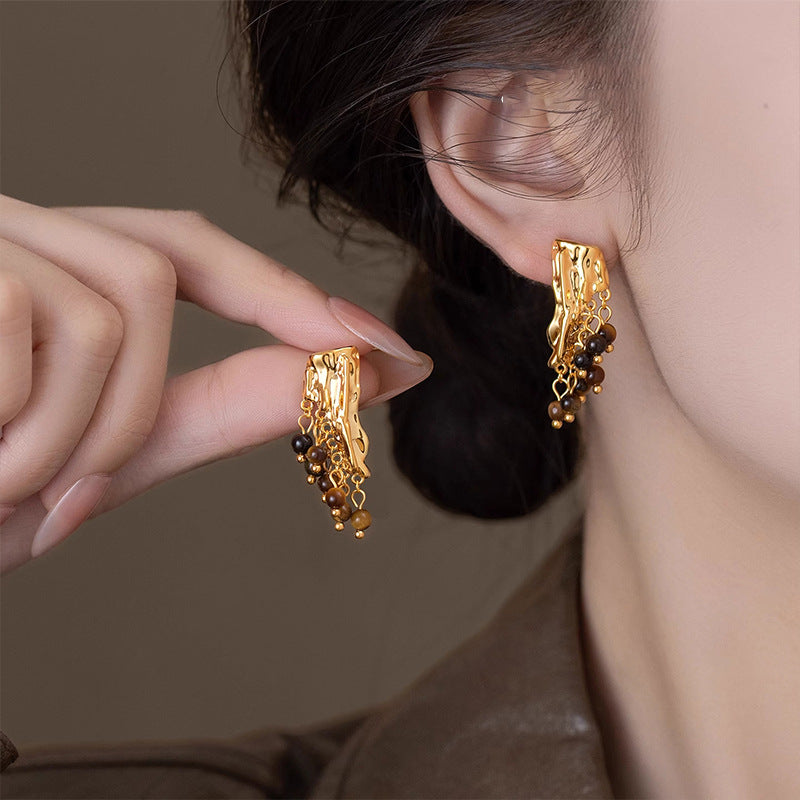Orecchini pendenti geometrici in resina stile retrò con dettagli a nappa da donna, perni in acciaio galvanizzato, gioielli per l'orecchio di moda di lusso minimalista