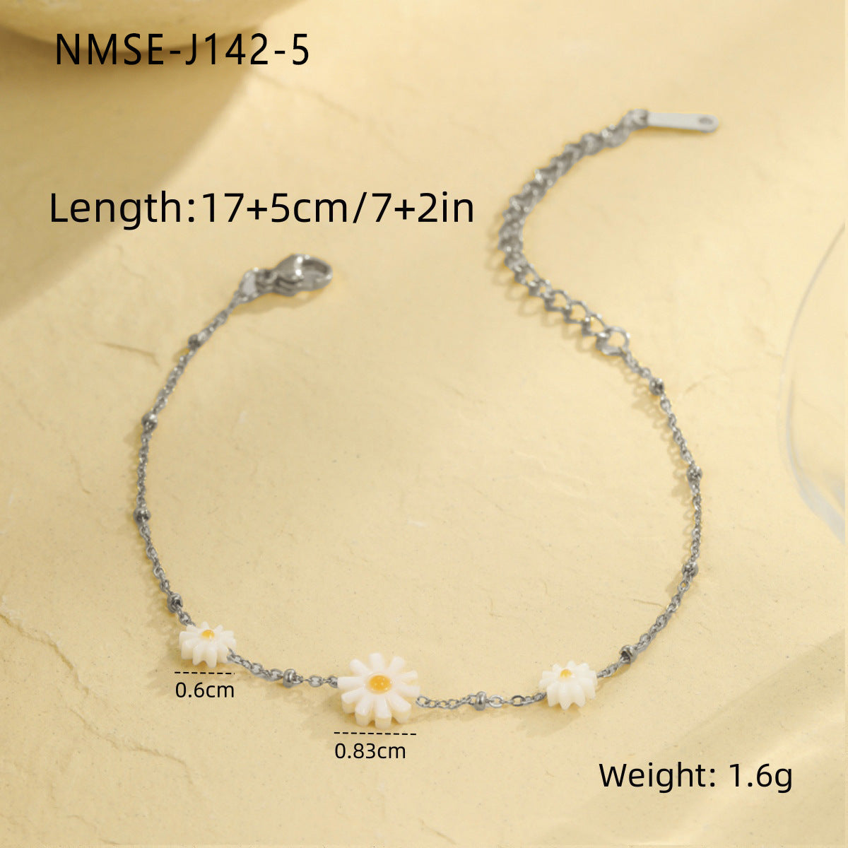 Minimalist Daisy Pearl Bracelet in Stainless Steel with Plated Finish for Women