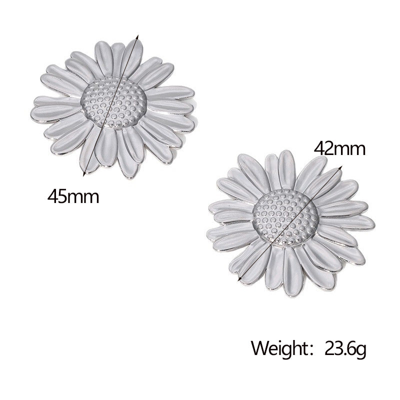 Sweet and Fresh Sunflower-Shaped Earrings in Stainless Steel with 18K Gold Plating for Women