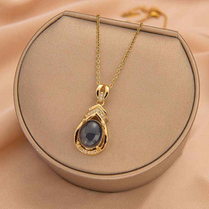 Collar termocrómico de gota de agua para mujer en acero de titanio con colgante chapado en oro, diseño floral y forma irregular en cadena tipo O