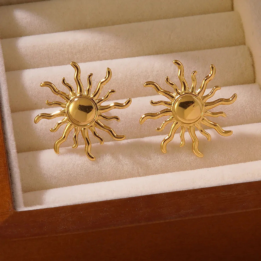 Fashion Vintage Sun Stainless Steel Polished Stud Earrings for Women