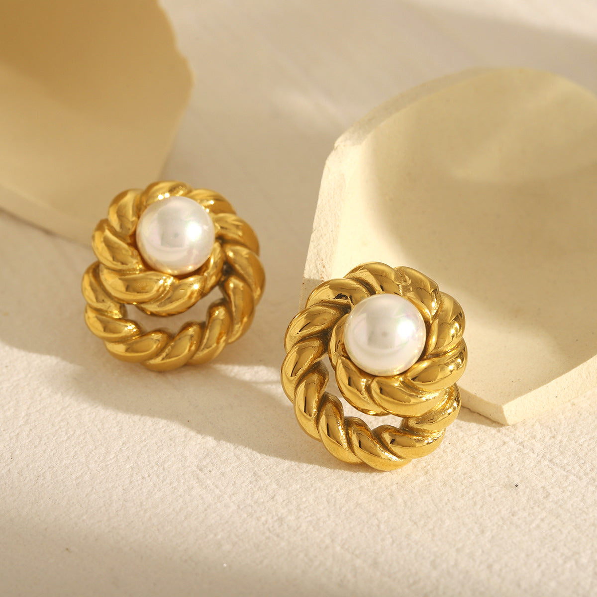 Luxury 18K Gold Plated Stainless Steel Twisted Rope Pearl Geometric Earrings for Women