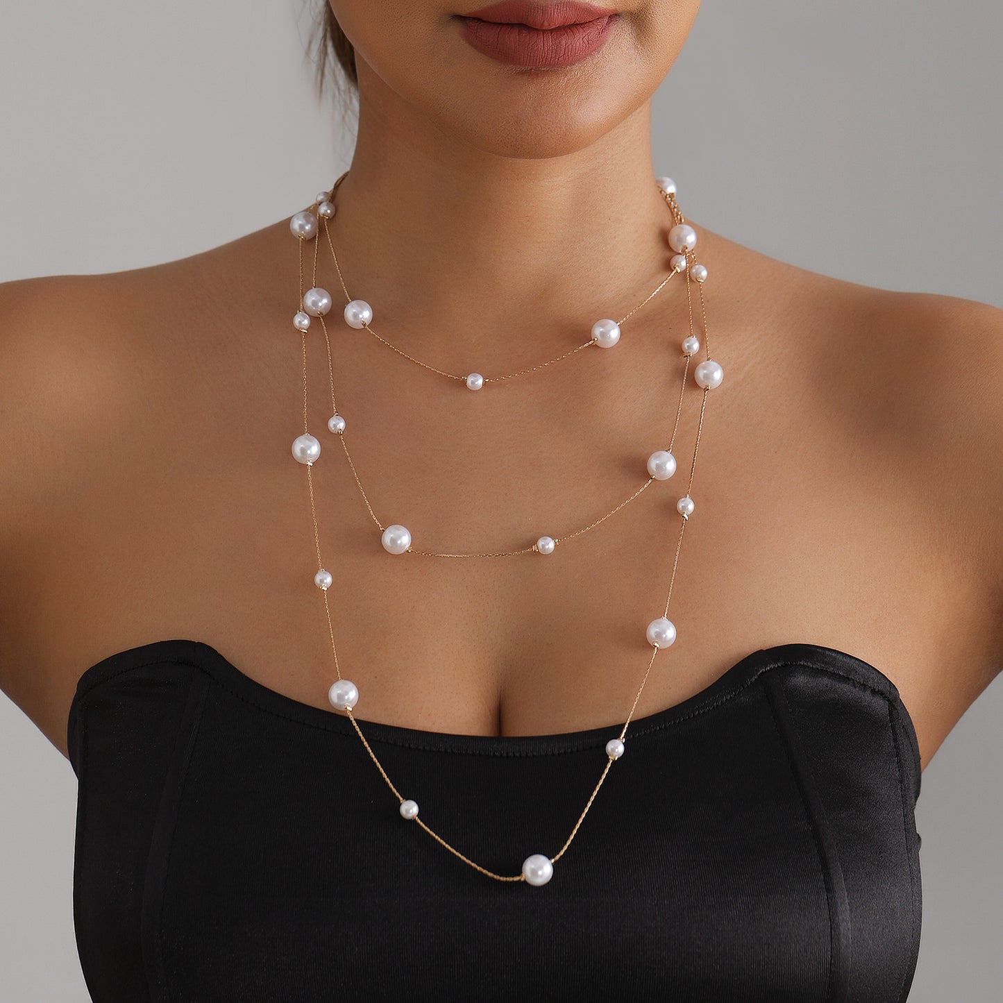 Vintage Geometric Round Alloy Plated Pearl Layered Necklace for Women