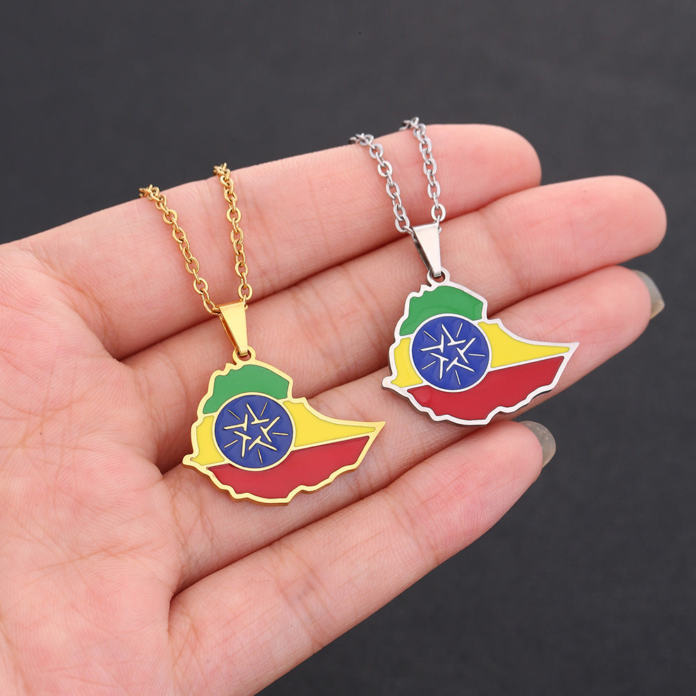 Collana con pendente geometrico smaltato etiope in acciaio inossidabile e acciaio al titanio con finitura placcata per abbigliamento casual unisex