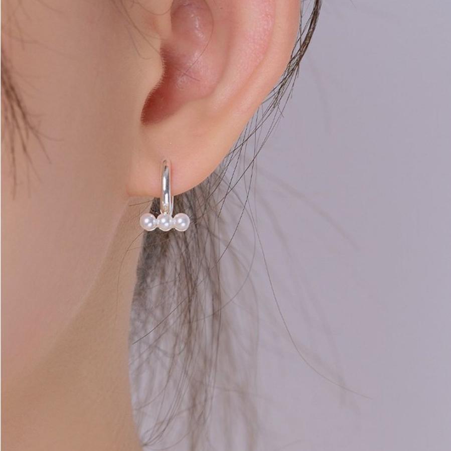 French Vintage Style Teardrop Shaped 925 Sterling Silver Pearl Stud Earrings for Women