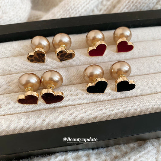 Orecchini a perno vintage minimalisti a forma di cuore con perle finte e perni in acciaio placcato per donna