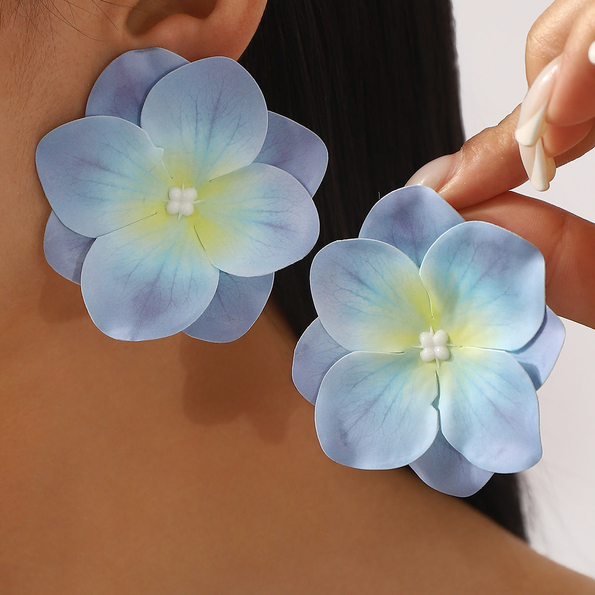 Pendientes de perlas con orquídeas florales frescas para mujer, diseño floral de tela hecho a mano, estilo de vacaciones de primavera y verano.