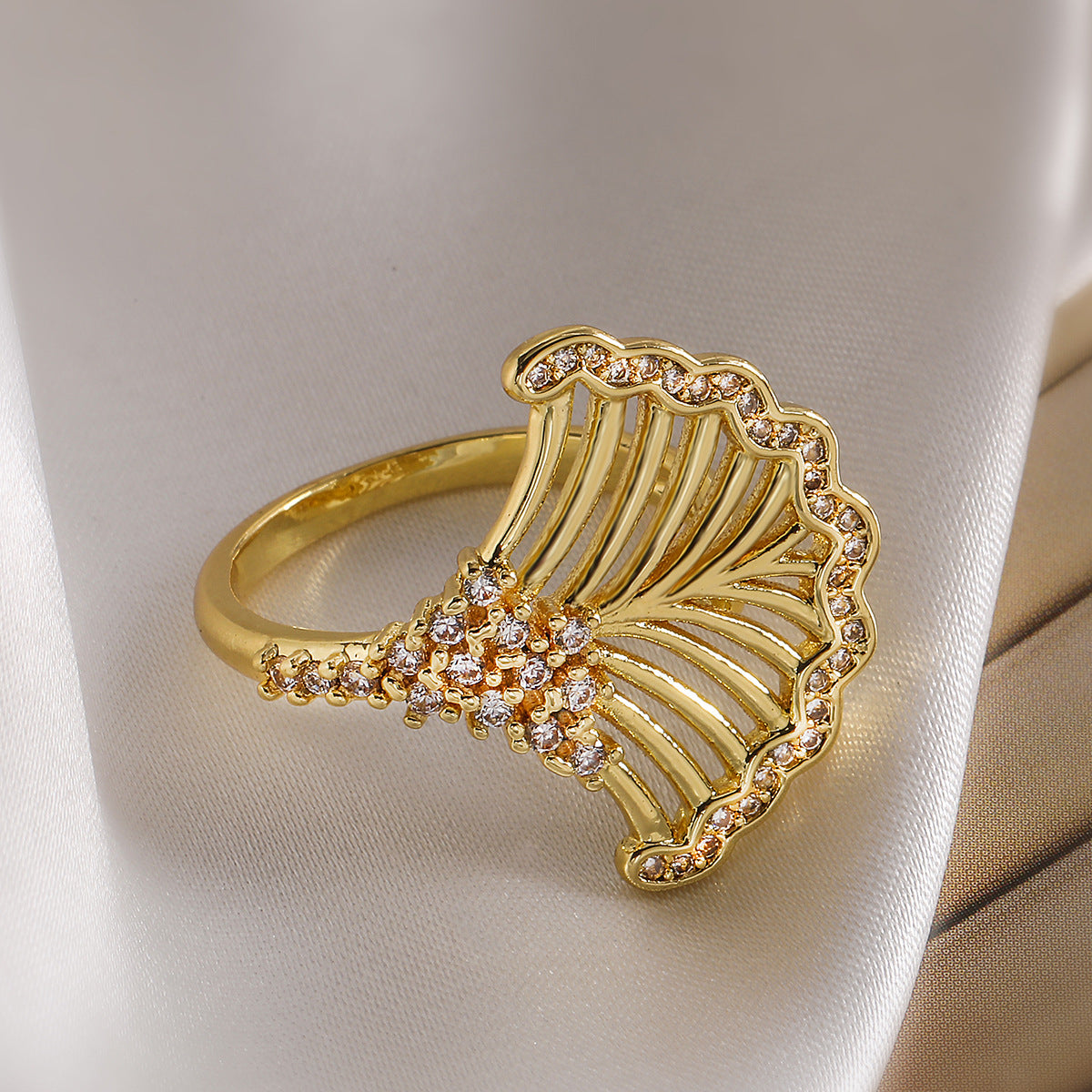 Minimalist Geometric Open Ring for Women in Copper with 18K Gold Plating and Zircon Inlay