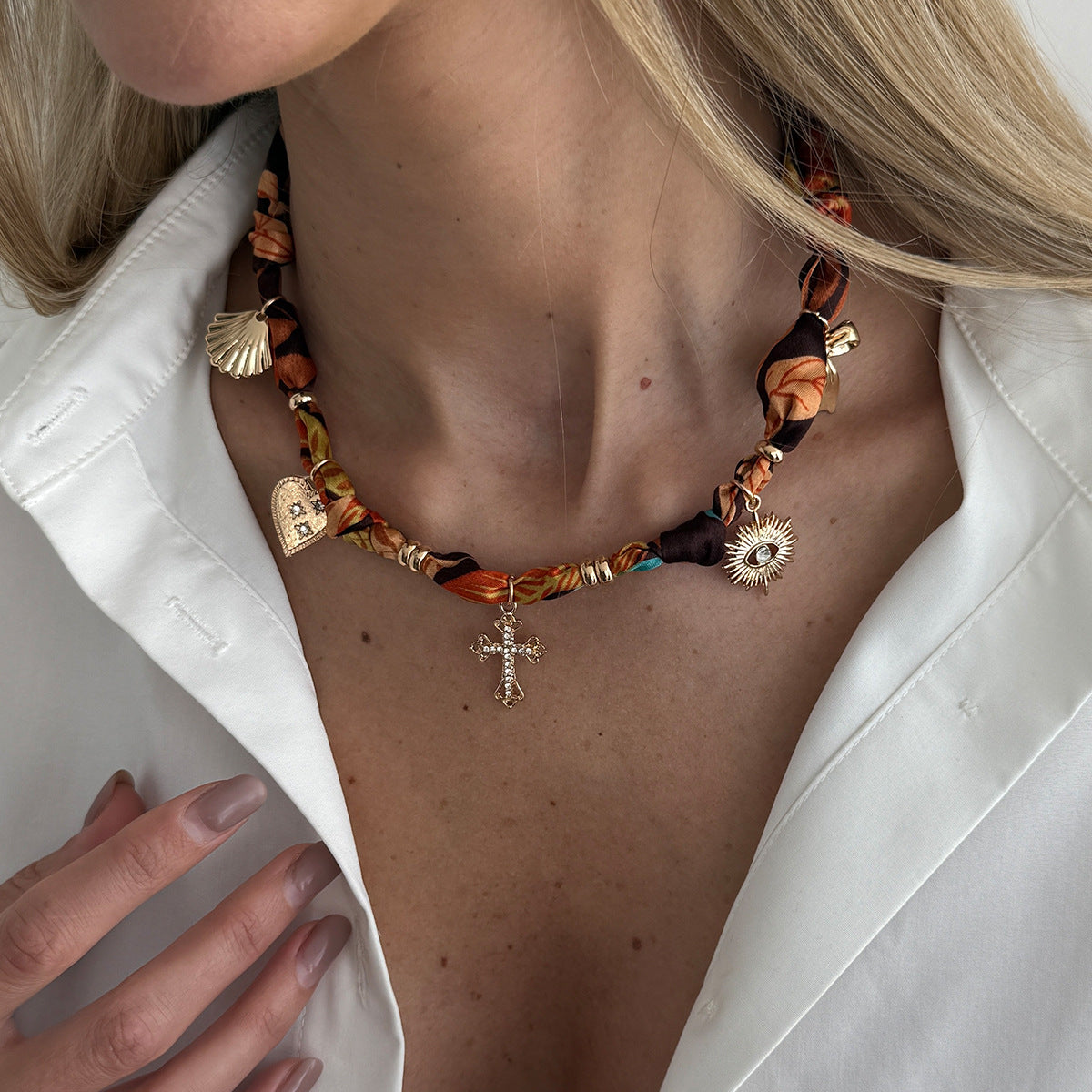 Fashionable Heart Cross Pendant Zinc Alloy Plated Necklace with Scarf Tie Design for Women