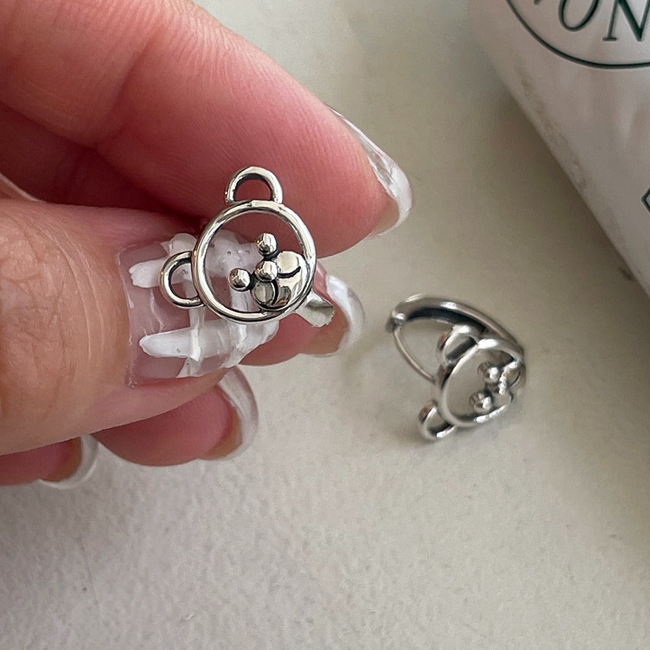 Orecchini a cerchio minimalisti a forma di orso in argento sterling 925 con finitura placcata