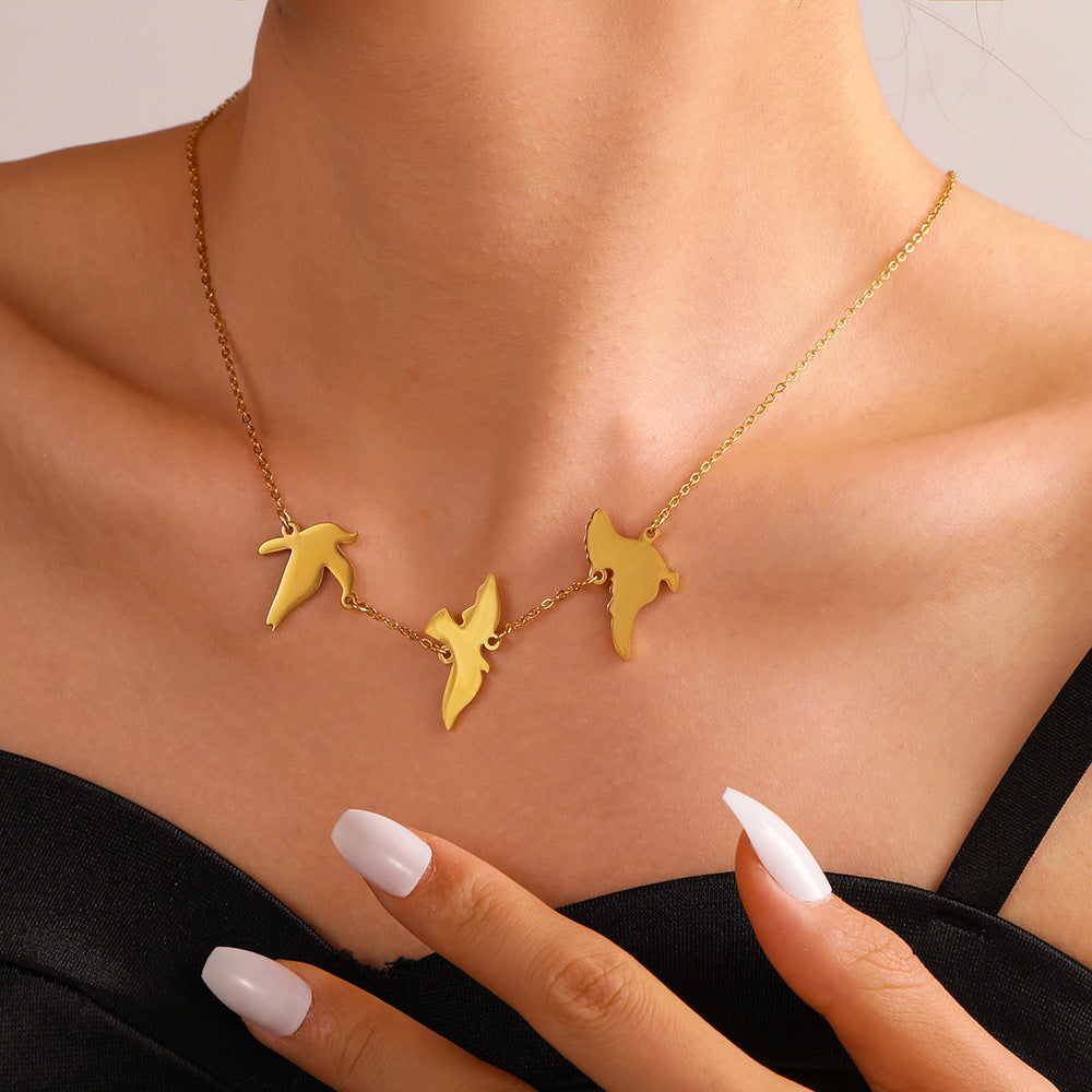 Sweet Minimalist Geometric Bird Alloy Pendant Stainless Steel Plated Necklace Cable Chain for Women
